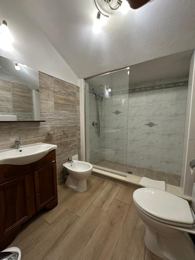 Domo Mia Bed & Breakfast Telti Exterior foto