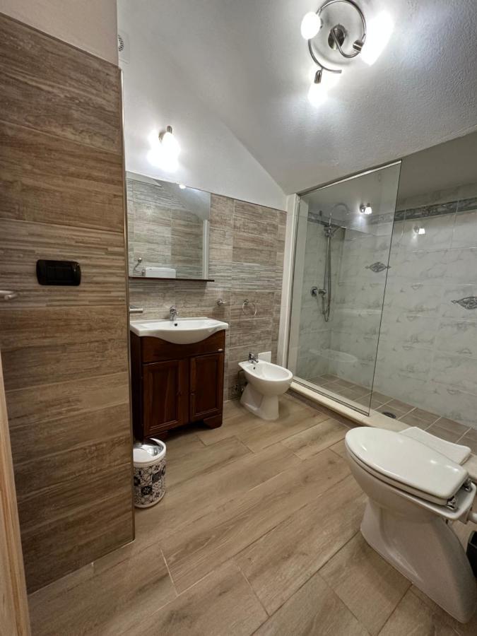 Domo Mia Bed & Breakfast Telti Exterior foto